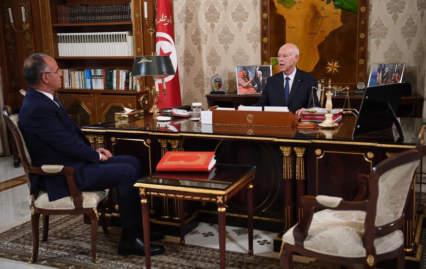استقبال رئيس الجمهورية قيس سعيّد مساء يوم أمس الخميس 13 فيفري 2025 بقصر قرطاج، السيد كمال المدّوري رئيس الحكومة