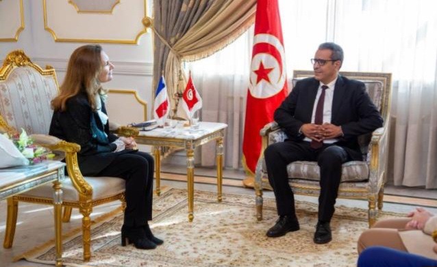 تحويل جزء من دين تونس إلى استثمارات: اقتراح جديد لتعزيز التعاون التونسي-الفرنسي