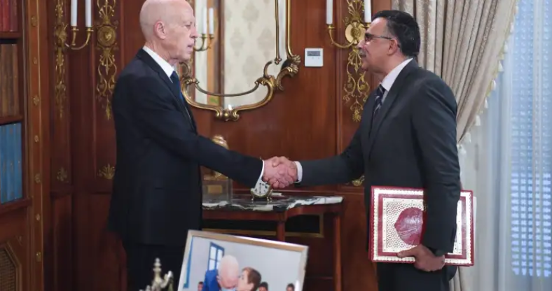 Kaïs Saïed appelle à un inventaire des biens de l'État et pointe des abus fonciers