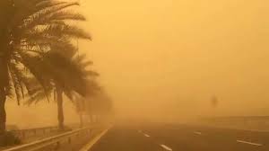 هبوب رياح غربية قوية جدا بالوسط والجنوب مع انخفاض الرؤية الافقية الجمعة