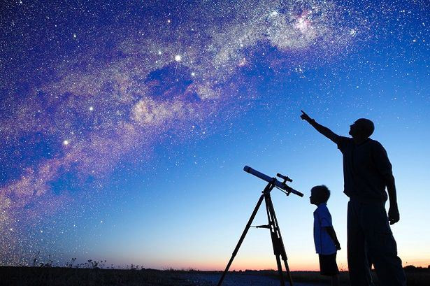 مدينة العلوم بتونس : فلكيا يوم الأحد هو أول أيام العيد