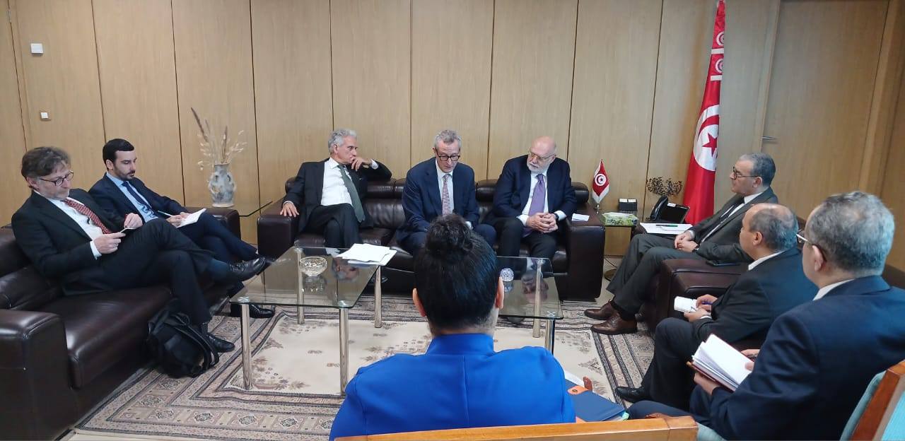 وزير الإقتصاد ورئيس الشركة العالمية DUFERCO يتبحاثان فرص الإستثمار في تونس.
