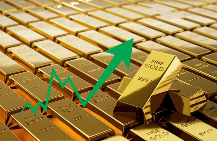 الذهب عند أعلى مستوى له على الإطلاق مع تزايد الطلب عليه