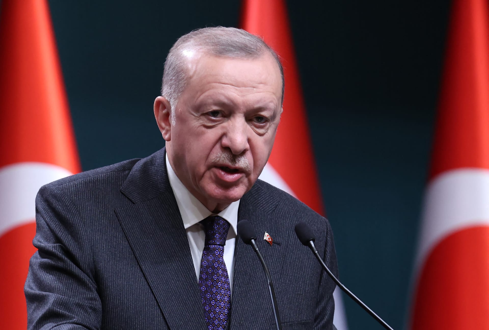 أردوغان يرفض انتقادات احتجاز رئيس بلدية اسطنبول ويصفها "بتمثيليات"
