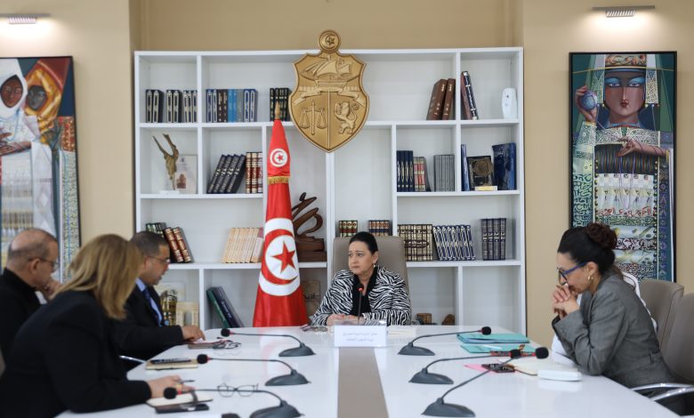 الاطّلاع على تفاصيل البرنامج النهائي لمؤسسة المسرح الوطني التونسي وقطب المسرح والفنون الركحية بمسرح أوبرا تونس