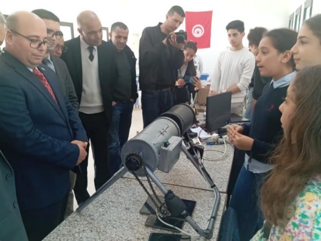زغوان: تنظيم الملتقى الإقليمي الأول للابتكارات العلمية والتكنولوجية يالمدارس الاعدادية والمعاهد