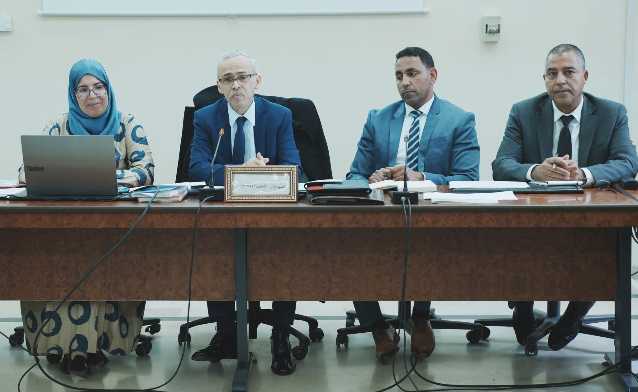وزير الشؤون الاجتماعية عصام الأحمر
