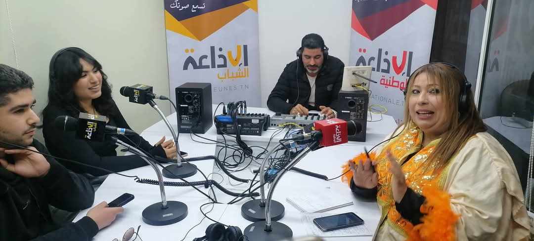 بثّ موحّد بين إذاعة الشباب والإذاعة الوطنية "سهرة رمضانية خاصة من القيروان : ليلة 27 رمضان ضيافة الفة الوسلاتي