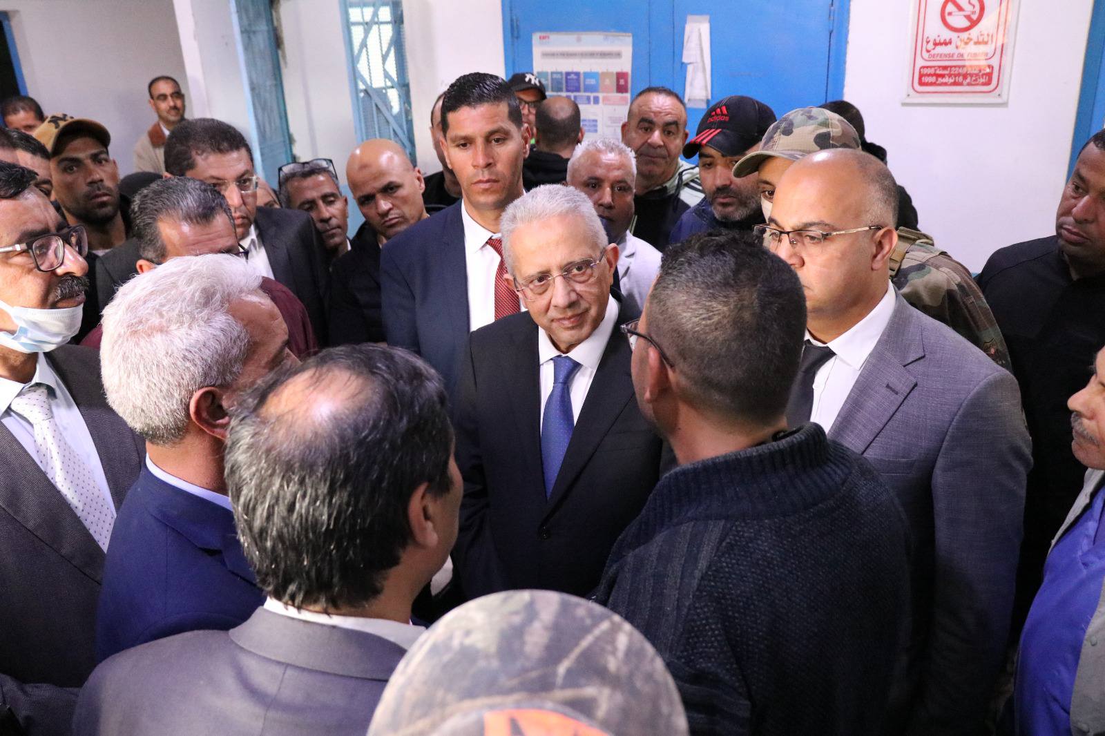 زيارة وزير الصحة إلى قفصة و اعلان جملة من الإجراءات لتعزيز الخدمات الصحية وتحقيق العدالة الصحية الشاملة بالجهة