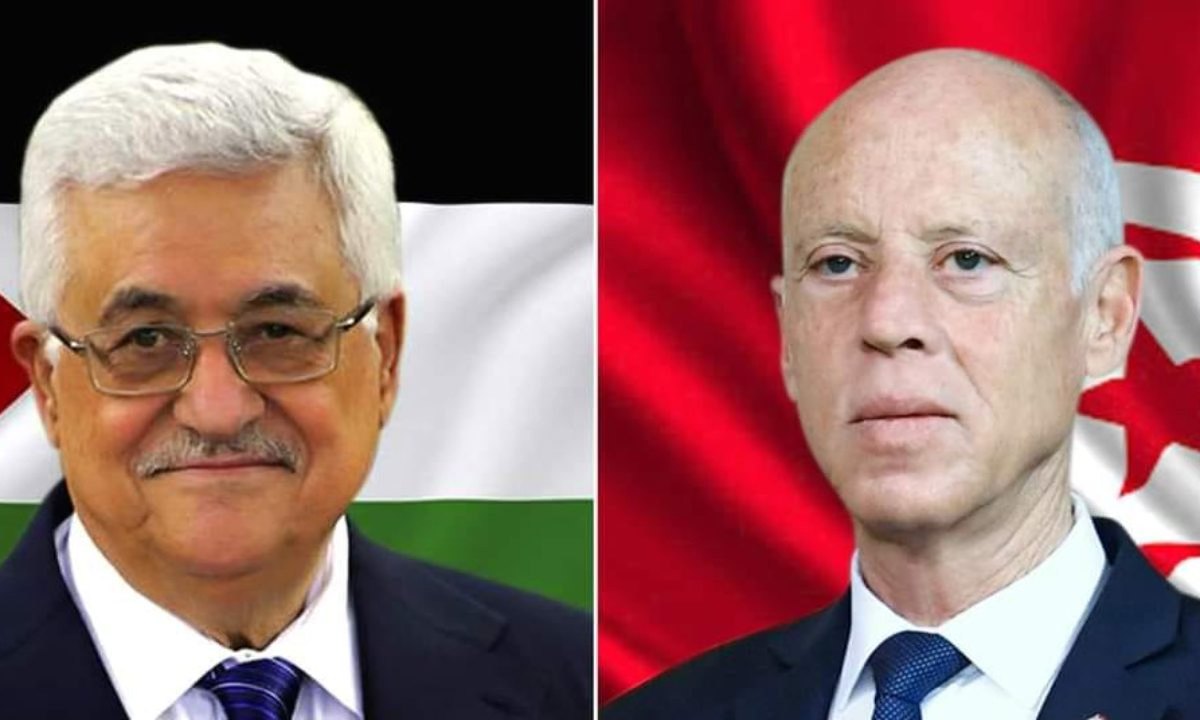 رئيس الجمهورية يتبادل التهاني بعيد الفطر المبارك مع رئيس دولة فلسطين
