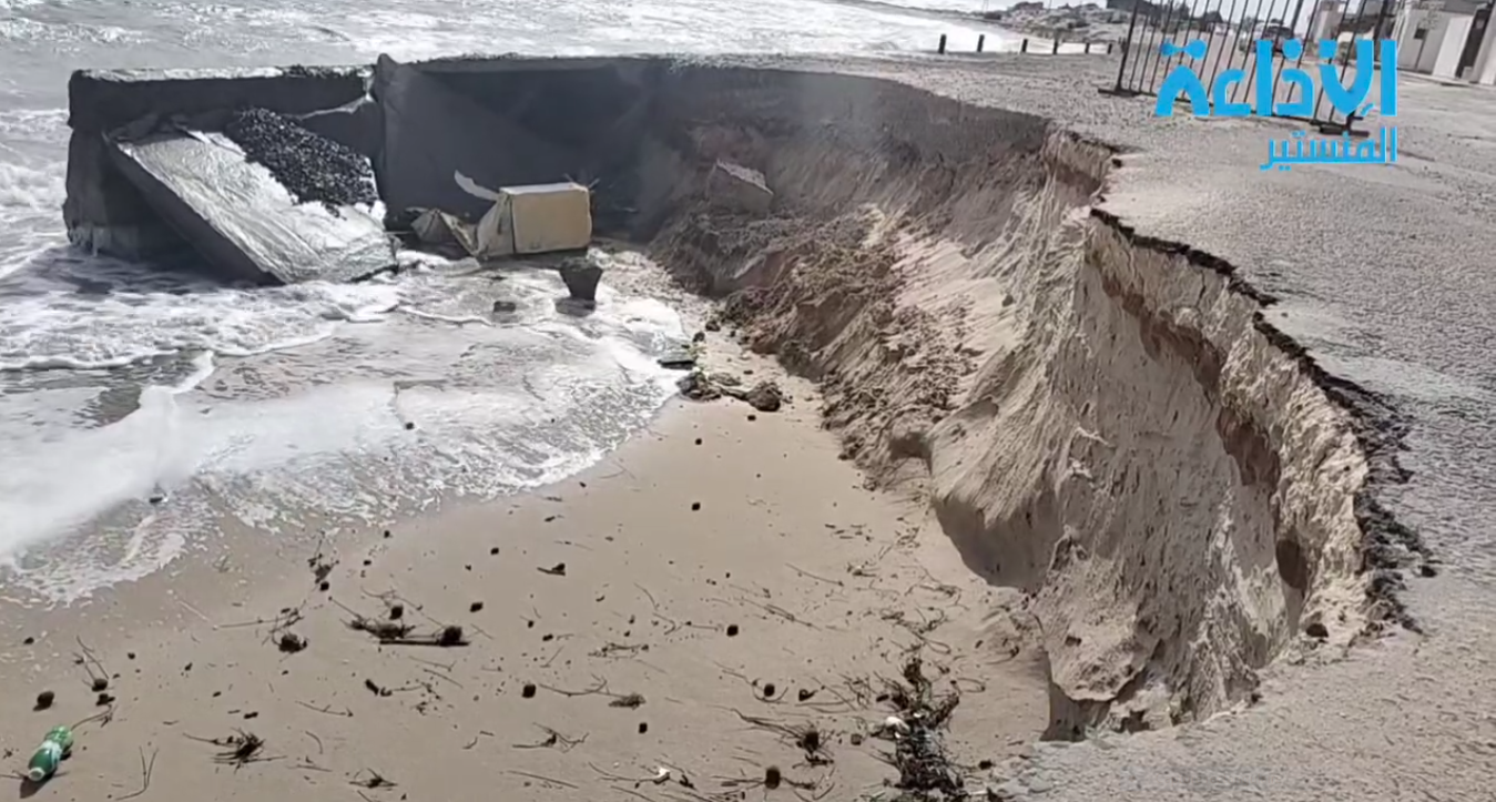 المهدية: الانجراف البحري يطال طريق بن نجيمة بسلقطة 