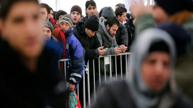 عملية ترحيل المهاجرين التونسيين غير النظاميين تشوبها انتهاكات كبيرة