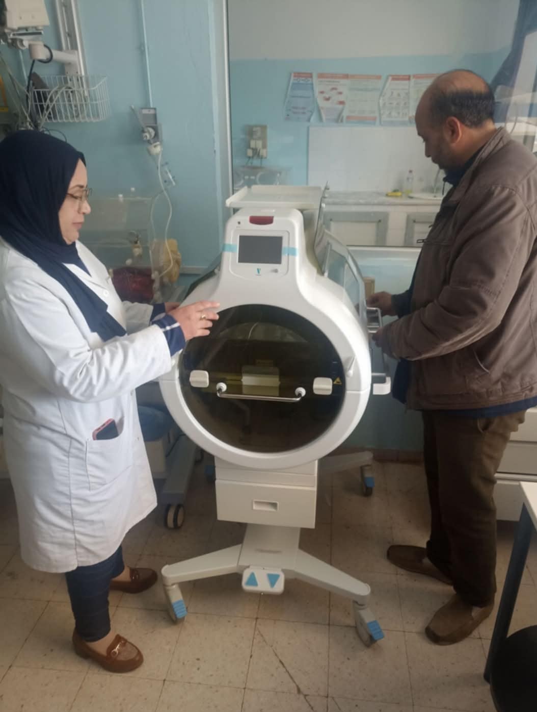 تحسين الخدمات الصحية بالمستشفى الجهوي بجندوبة من خلال تعزيز التجهيزات الطبية 