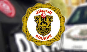 انتباه أيها المسافرون! الديوانة تُحَدِّث إجراءات العودة وتُلزم بالتطبيقات الرقمية!