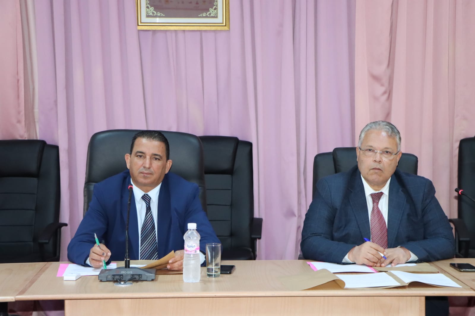 والي المنستير يشرف على جلسة اللجنة الإستشارية الجهوية للنقل البري.