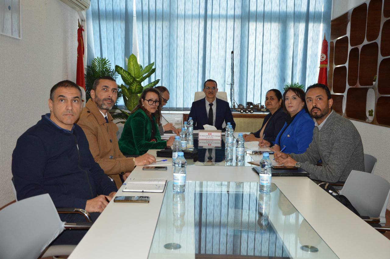 جلسة عمل عن بعد مع وفد من وزارة الزراعة والشؤون الريفية الصينية 