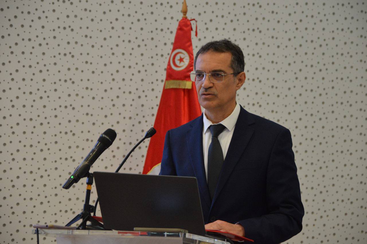 وزير الفلاحة يؤكد نجاح تونس في التصدي للجراد بفضل اجراءات استباقية والتدخل السريع والعمل المشترك