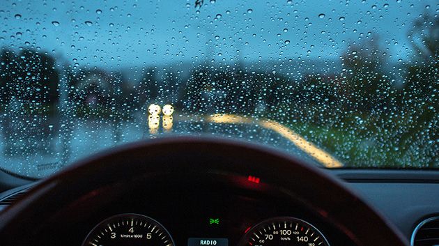 المرصد  الوطني لسلامة المرور يقدم جملة من التوصيات لمستعملي الطريق بسبب التقلبات  الجوية