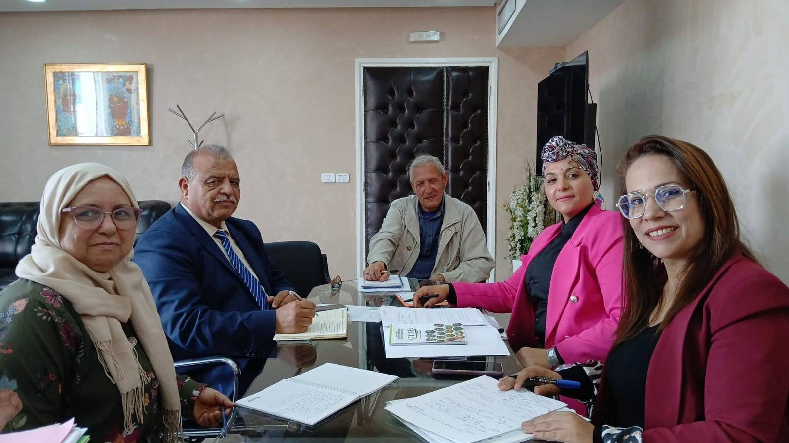 متابعة مشاريع الشركات الأهلية الناشطة في قطاع البيئة