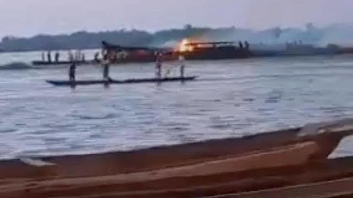 مصرع ما لا يقل عن 143 شخصًا في حريق قارب بالكونغو الديمقراطية