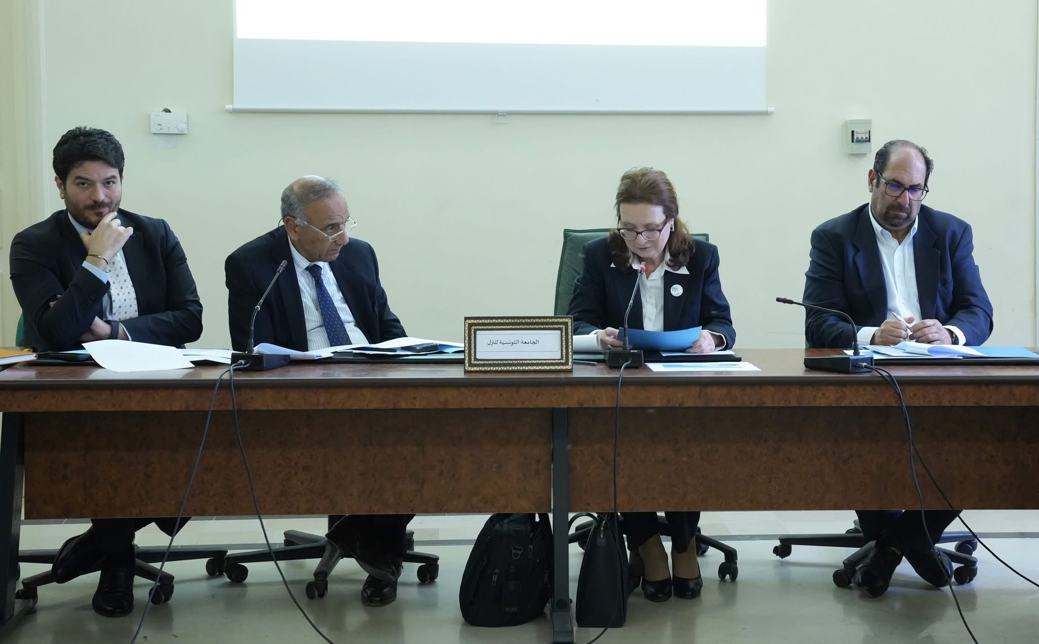 الجامعة التونسية للنزل :اليوم نصف النزل فارغة !و قانون منع المناولة هل يراعينا؟