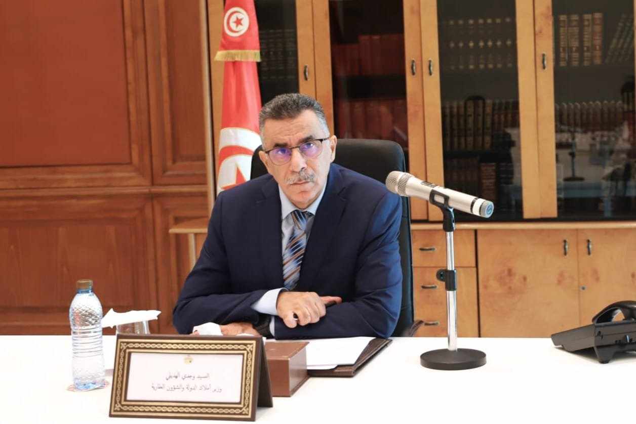 وزير أملاك الدولة: تسجيل كل العقارات الراجعة للدولة بصفة مجانية من أولويّات الوزارة.