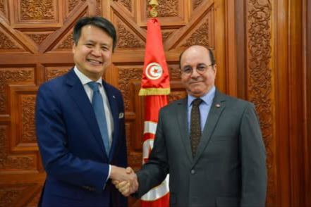 وزير السياحة يشرف على انطلاق تنفيذ اتفاقية التعاون بين الديوان الوطني للصناعات التقليدية والمنظمة العالمية للملكية الفكرية