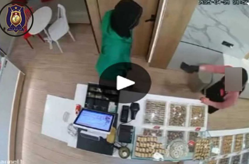 الاحتفاظ بإفريقي جنوب الصحراء من أجل السرقة ودخول التراب التونسي خلسة