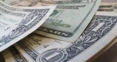تونس : زيادة عائدات العمل و السياحة