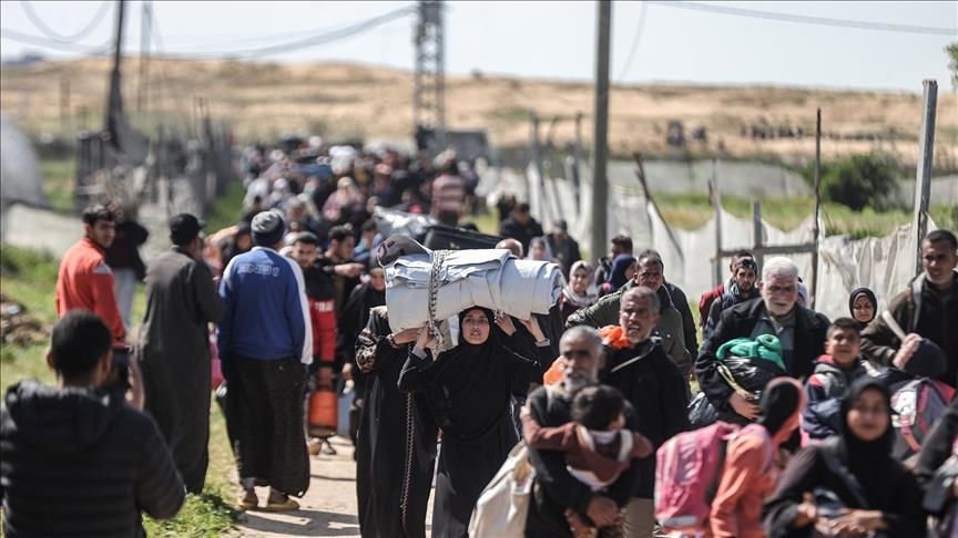 العدوان الصهيوني: نصف مليون شخص نزحوا مجددا في غزة خلال شهر مارس الماضي