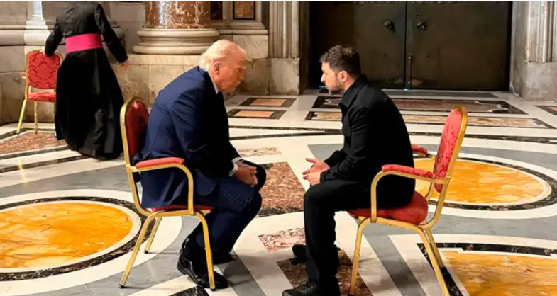 Trump à Rome : entre médiation sur l'Ukraine et turbulences politiques domestiques