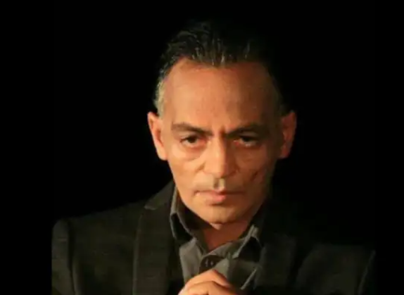 Disparition d’Anouar Chaafi : une grande figure du théâtre tunisien s’éteint