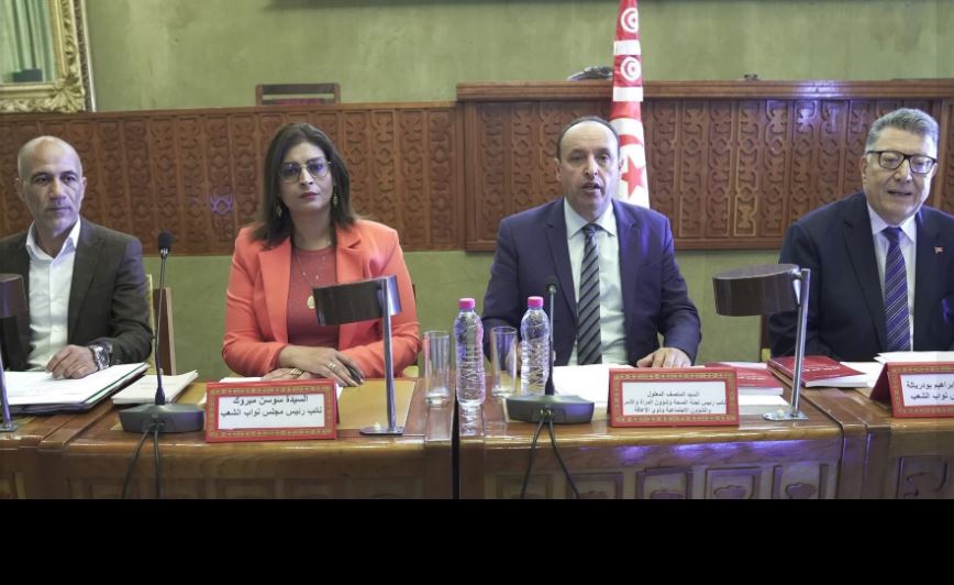 مجلة الشغل: منظمة الأعراف واتحاد الفلاحين يدعوان إلى تنقيح  يراعي خصوصية القطاعات ويضمن التوازن الاجتماعي