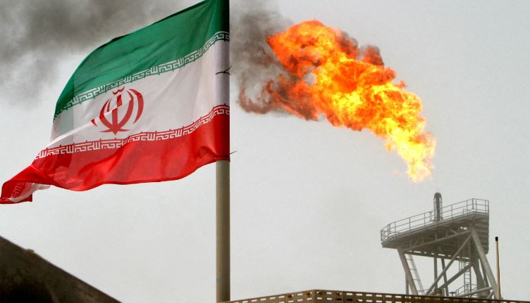 إيران تؤكد أن أي عقوبات أمريكية لن تغير سياستها
