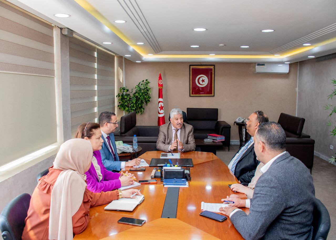 إمضاء شراكة إطارية ومخطط تنفيذي بين وزارة التشغيل ومنظمة الدفاع عن حقوق الأشخاص ذوي الإعاقة في موفى ماي الجاري