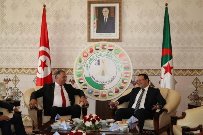  Participation à Alger d'une délégation parlementaire tunisienne au 38e congrès de l'Union interparlementaire arabe