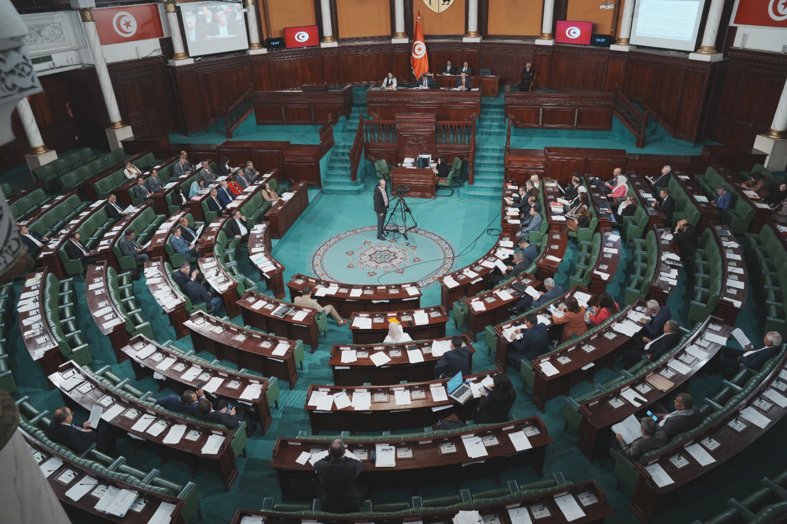 البرلمان: جلسة عامة غدا للنظر في اتفاقيّة قرض لتمويل مشروع تطوير البنية التحتيّة للطرقات