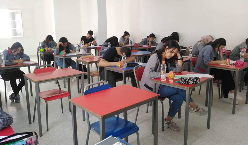 مدنين: 5469 تلميذا وتلميذة يشرعون في إجراء اختبارات البكالوريا التجريبية