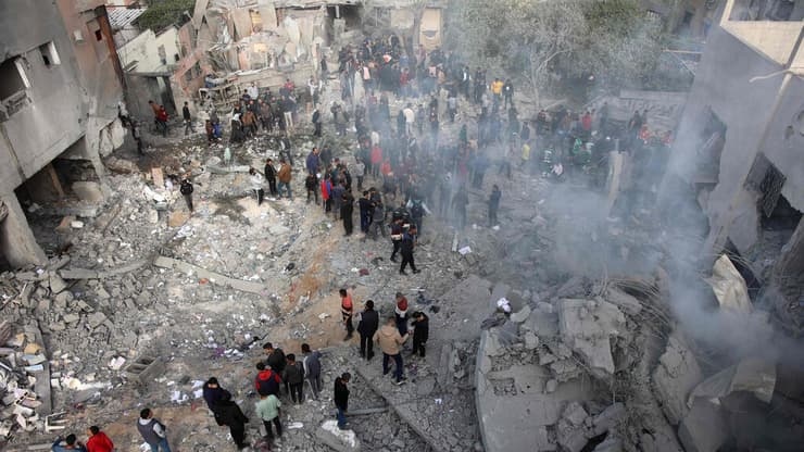 العدوان الصهيوني على غزة: ارتفاع حصيلة الضحايا إلى52567 شهيدا و 118610 مصابا