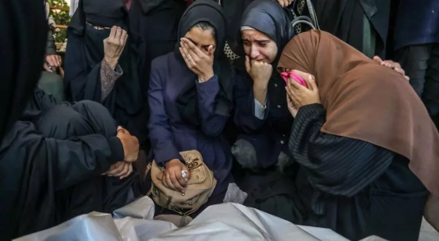 100 شهيد خلال 24 ساعة: الاحتلال يواصل جرائم الإبادة الجماعية في قطاع غزة