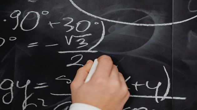 مستشار عام الإعلام والتوجيه بوزارة التربية : 7 بالمائة فقط من التلاميذ يختارون شعبة الرياضيات