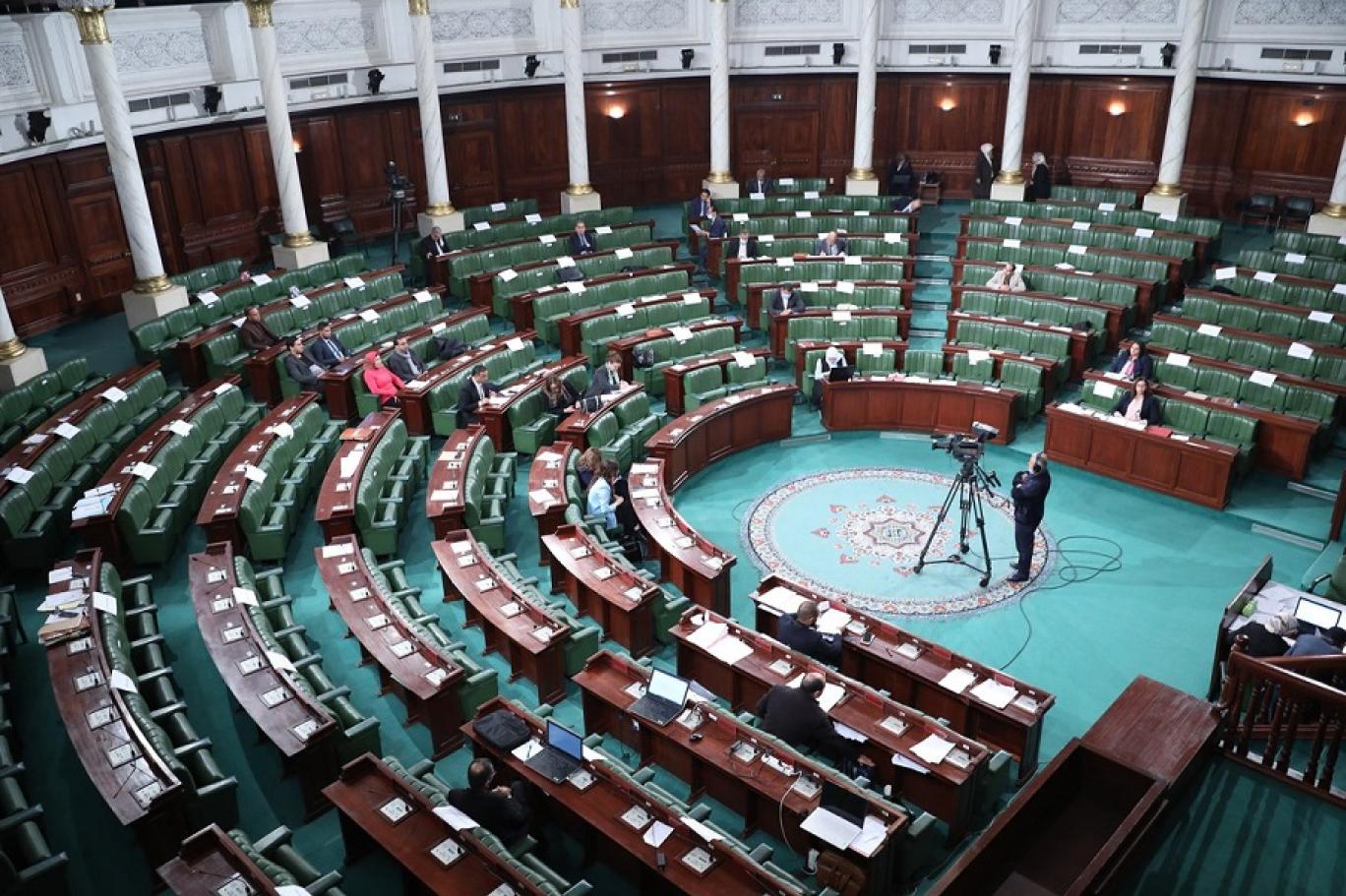 جلسة عامة بالبرلمان غدا الثلاثاء للنّظر في مشروع قانون أساسي يتعلق باتفاق حول رخص السياقة بين تونس وايطاليا