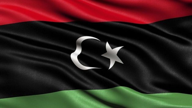 ليبيا: اندلاع اشتباكات في طرابلس والداخلية تدعو المواطنين إلى البقاء في منازلهم 