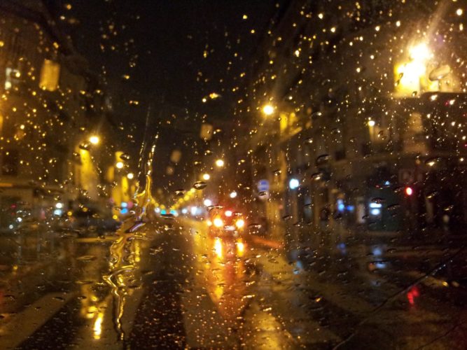 الليلة.. نزول أمطار أحيانا غزيرة بالشمال الغربي والوسط