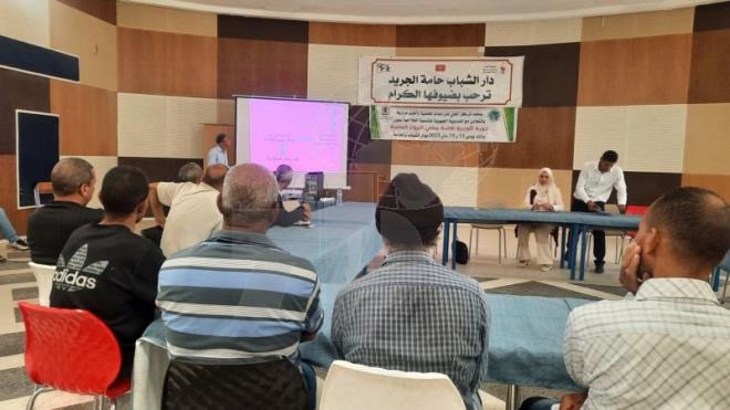  توزر : دورة تكوينية لفائدة منتجي البيوت المحمية بمعتمدية حامة الجريد 