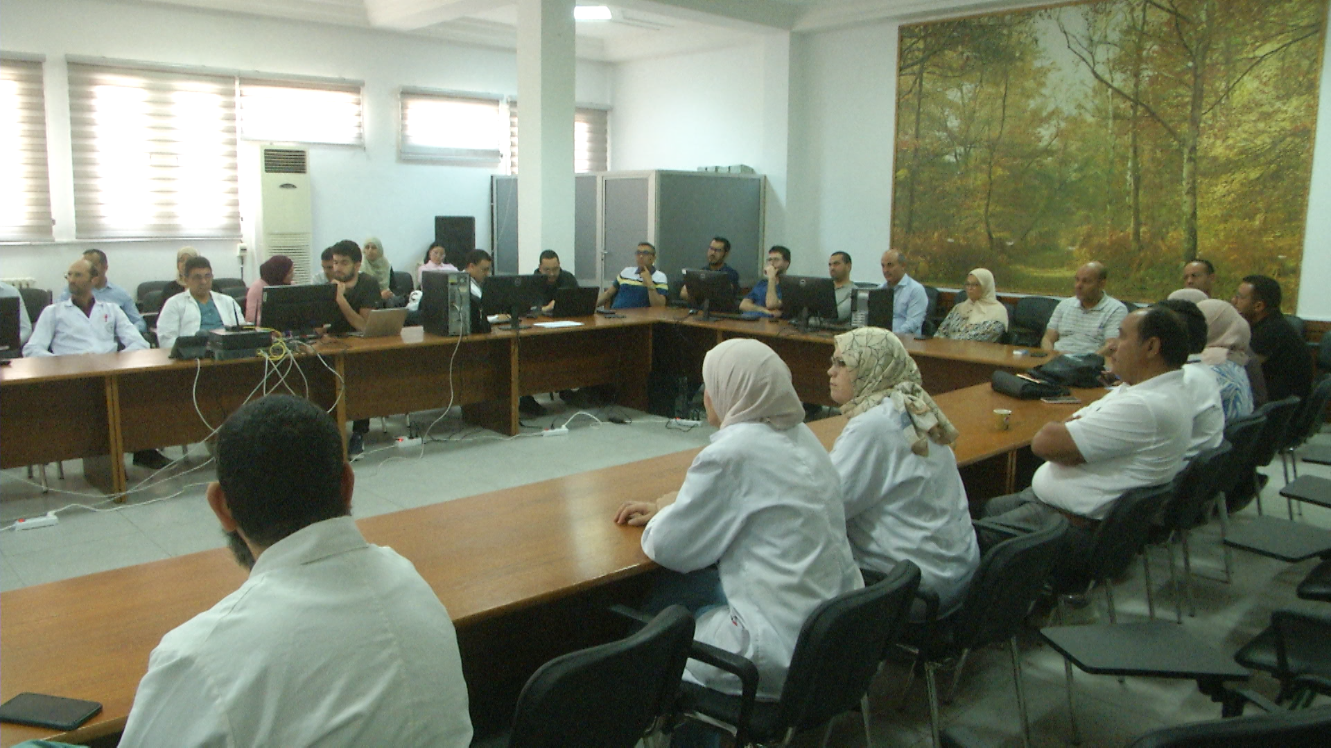 المستشفى الجامعي بمدنين ينظم ملتقى خدمة نجدتي لامراض القلب والشرايين 