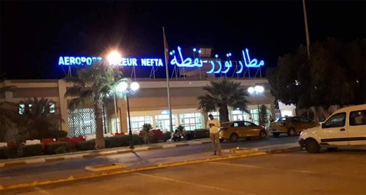  تغيير في موعد إقلاع الطائرة  المقلة لعدد من حجيج ولايات الجنوب الغربي انطلاقا من مطار توزر – نفطة الدولي 