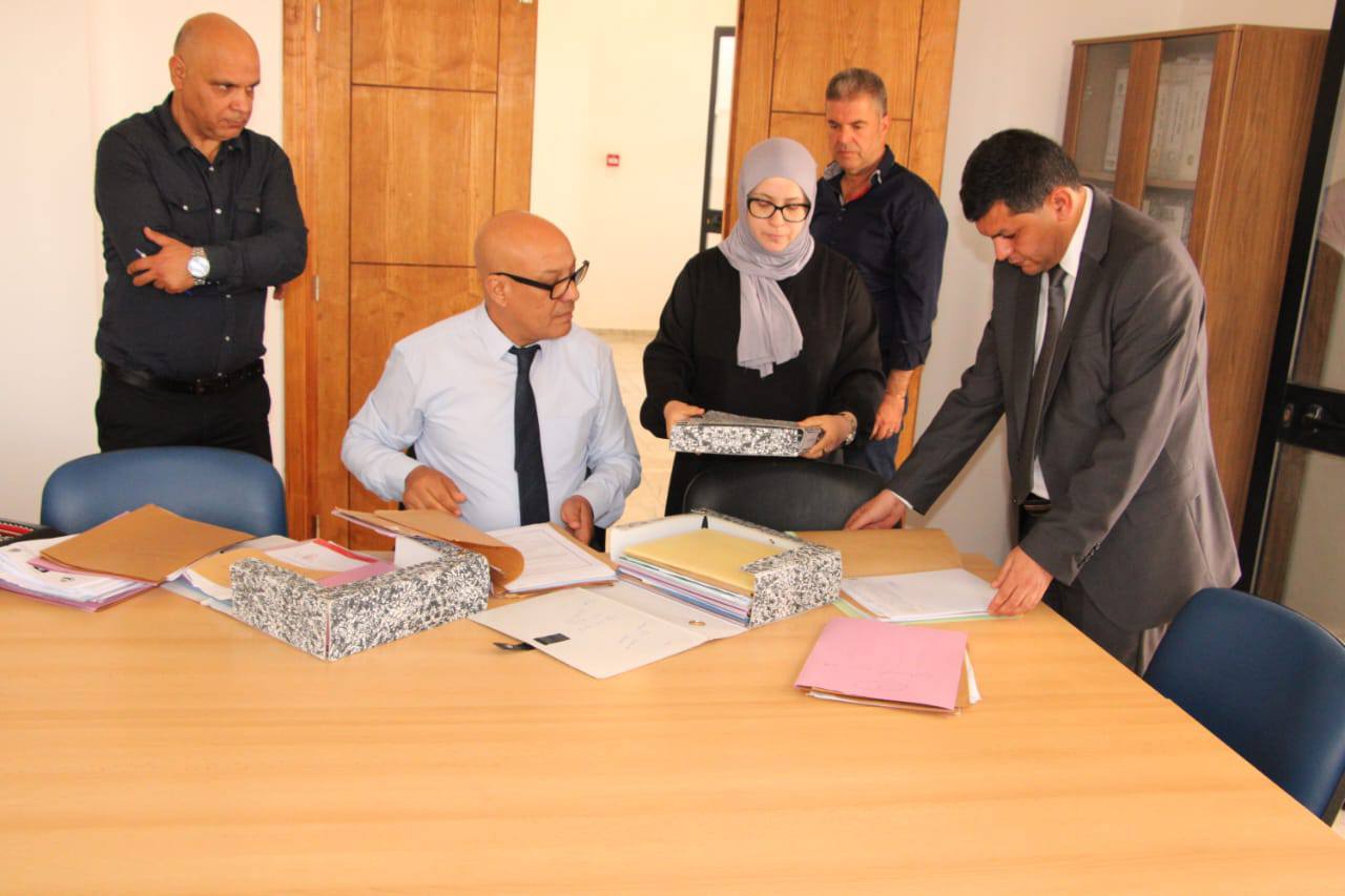 والي القصرين يؤدي زيارة تفقد غير معلنة إلى بلدية الشرايع مشرق الشمس