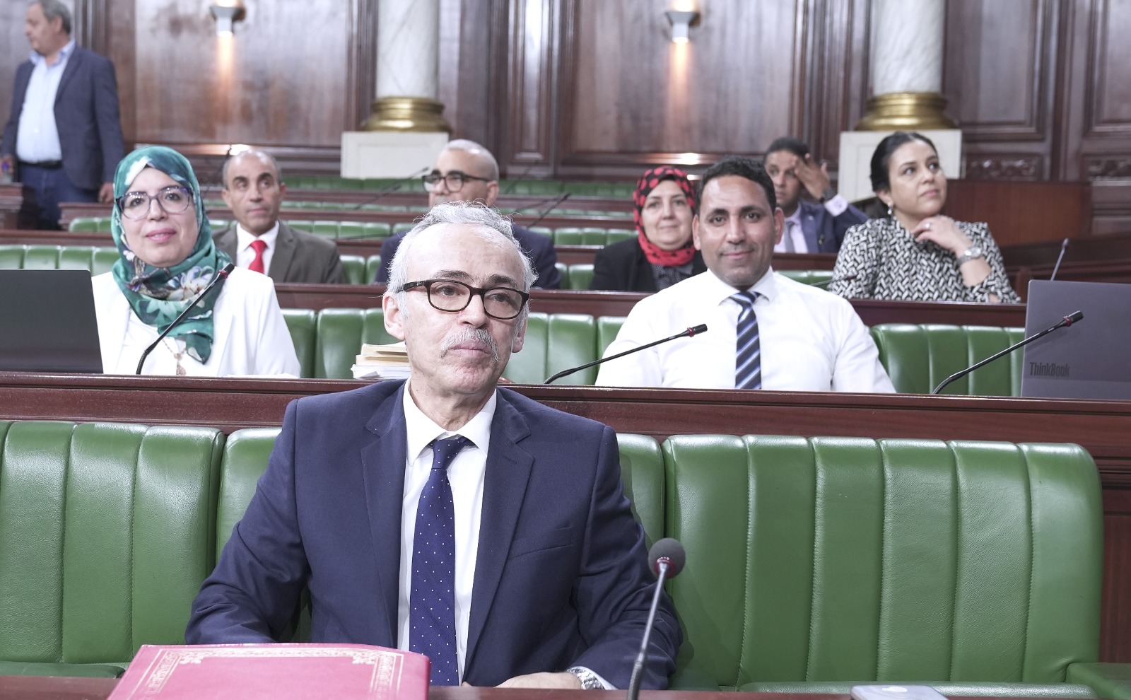 مجلس نواب الشعب يشرع في مناقشة مشروع القانون المتعلق بتنظيم عقود الشغل ومنع المناولة