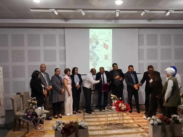 تبرسق: المدرسة الاعدادية محمود المسعدي تتحصل على الجائزة الوطنية الأولى لمسابقة تلاميذ سفراء  المتاحف والمواقع الأثرية 